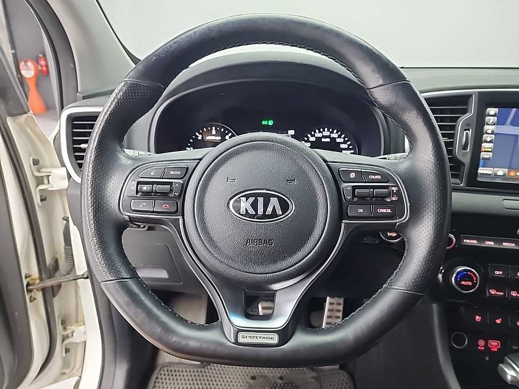 KIA Sportage - Vista 11