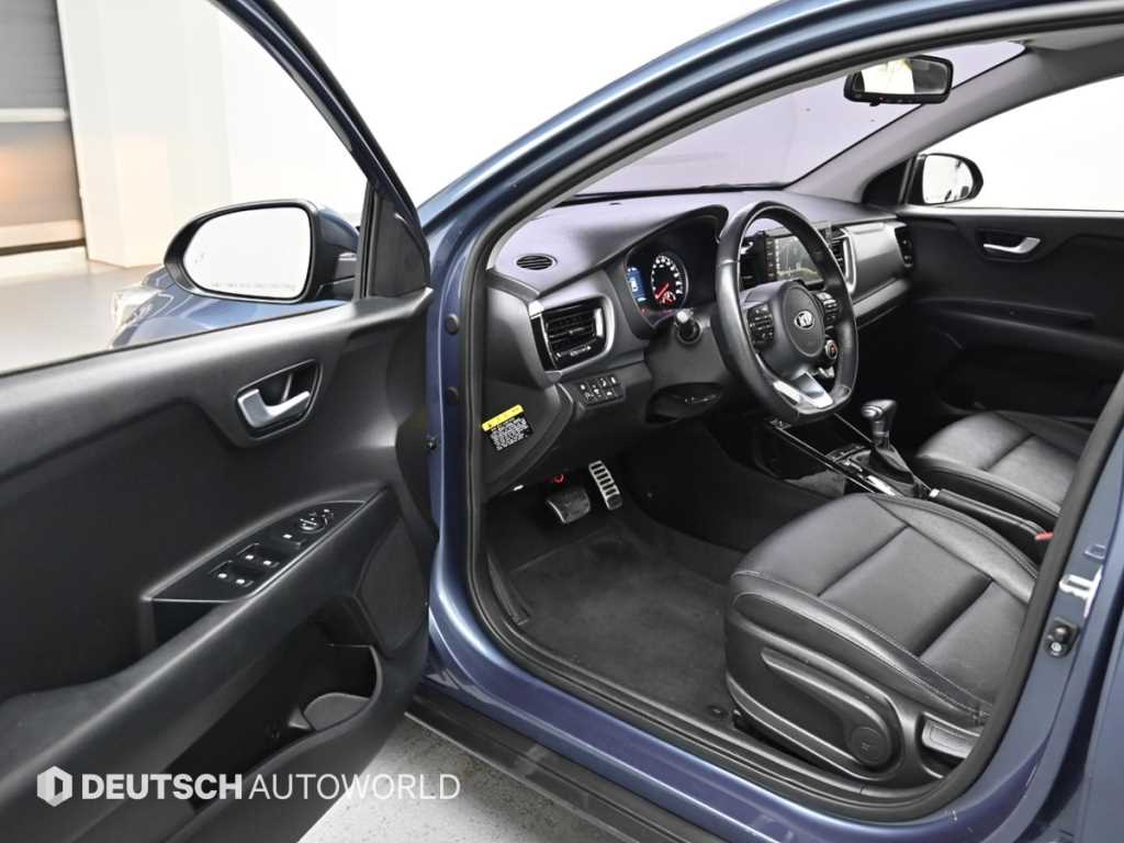 KIA Stonic 2017 Azul - Importación desde Corea - HF Imports Iquique - Foto 13