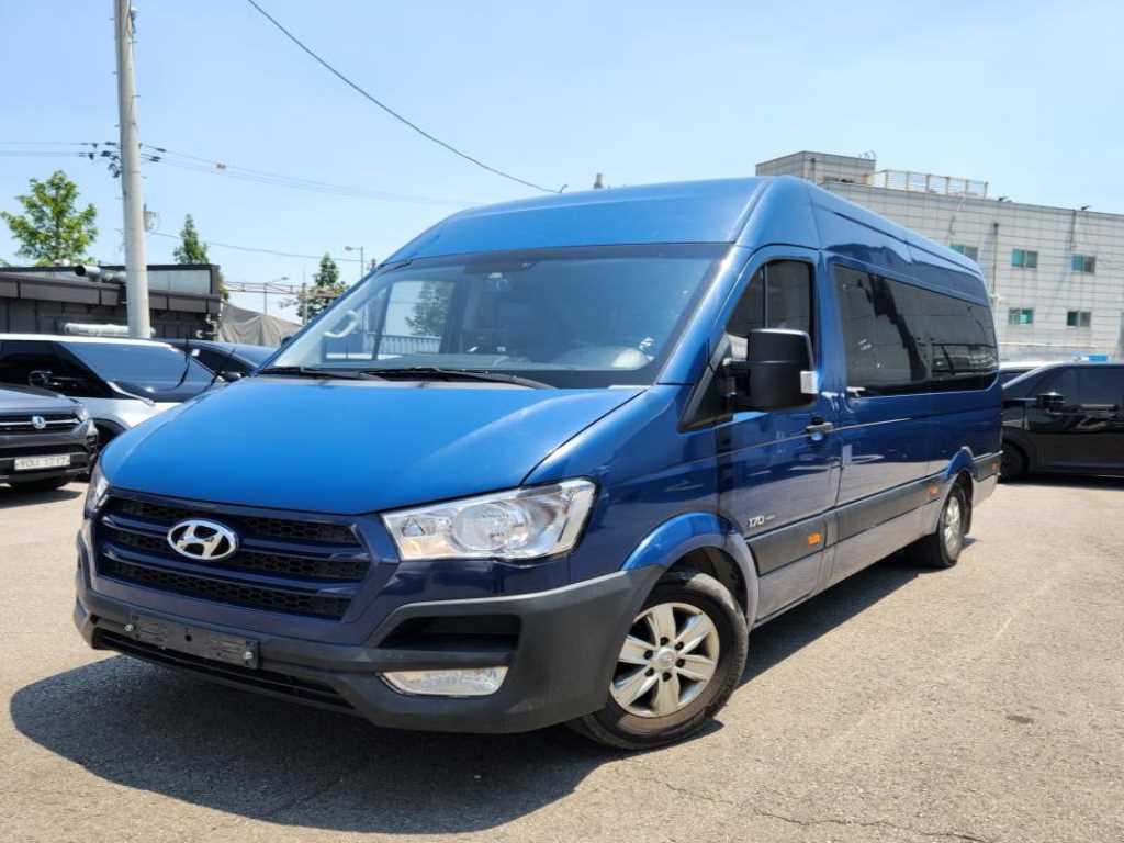 HYUNDAI Solati 2018 - Importación desde Corea - HF Imports Iquique - Foto 1