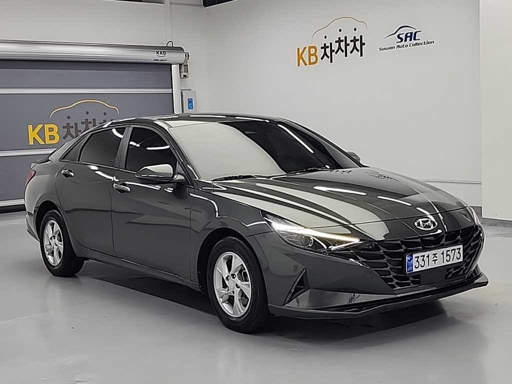 HYUNDAI Avante - Vista 6
