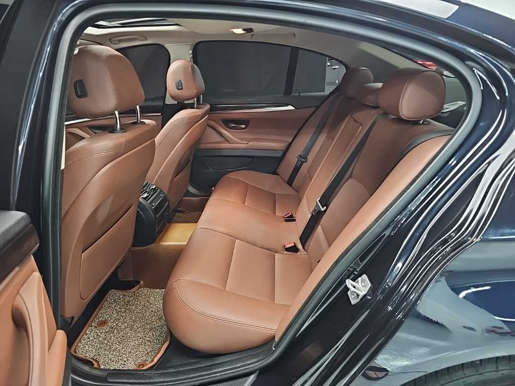 BMW 5 Series 2016 Negro - Importación desde Corea - HF Imports Iquique - Foto 14