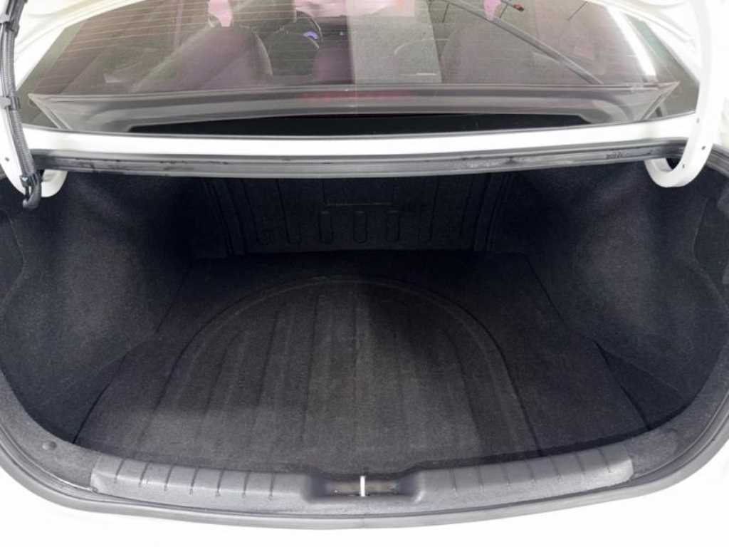 HYUNDAI Avante 2018 Blanco - Importación desde Corea - HF Imports Iquique - Foto 20