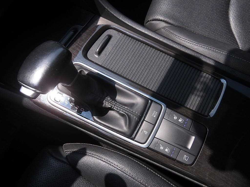 KIA K5 2019 Negro - Importación desde Corea - HF Imports Iquique - Foto 13
