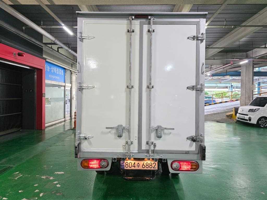 Small Truck Normal Box(High Deck) - Vista 7