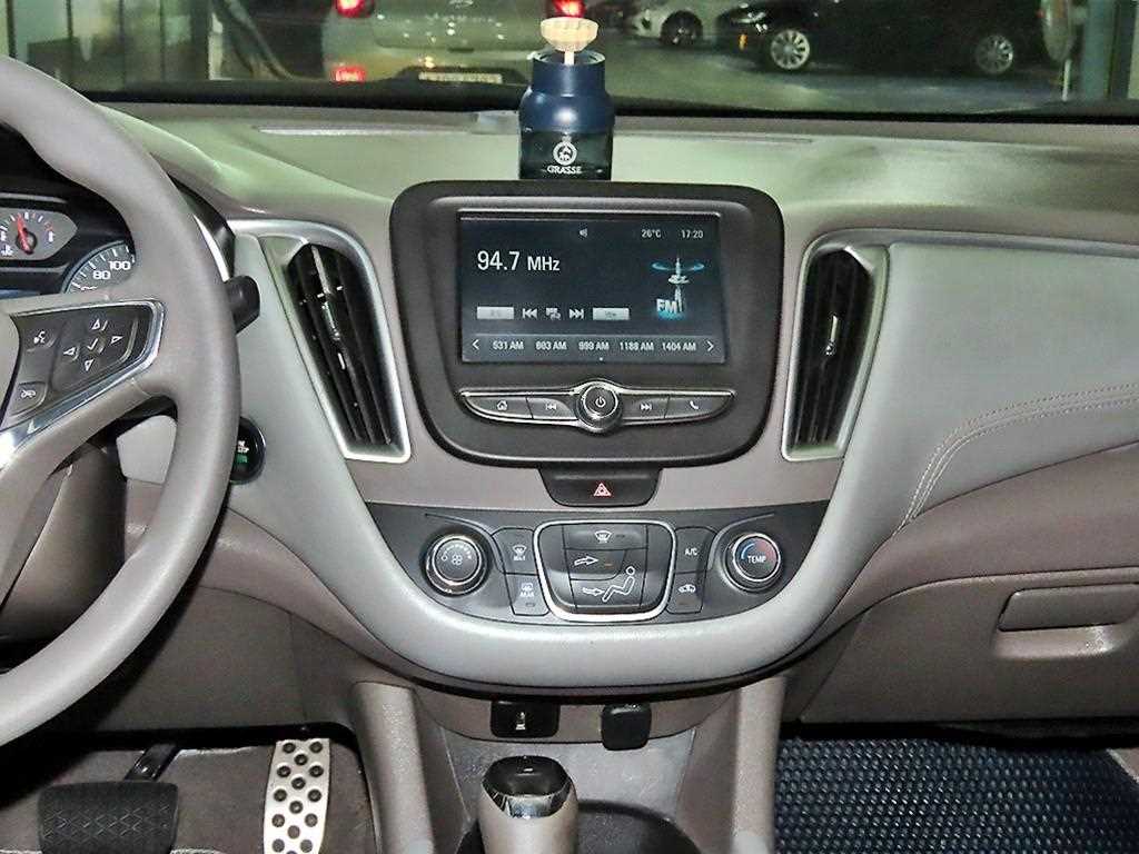 Chevrolet Malibu 2016 Blanco - Importación desde Corea - HF Imports Iquique - Foto 13