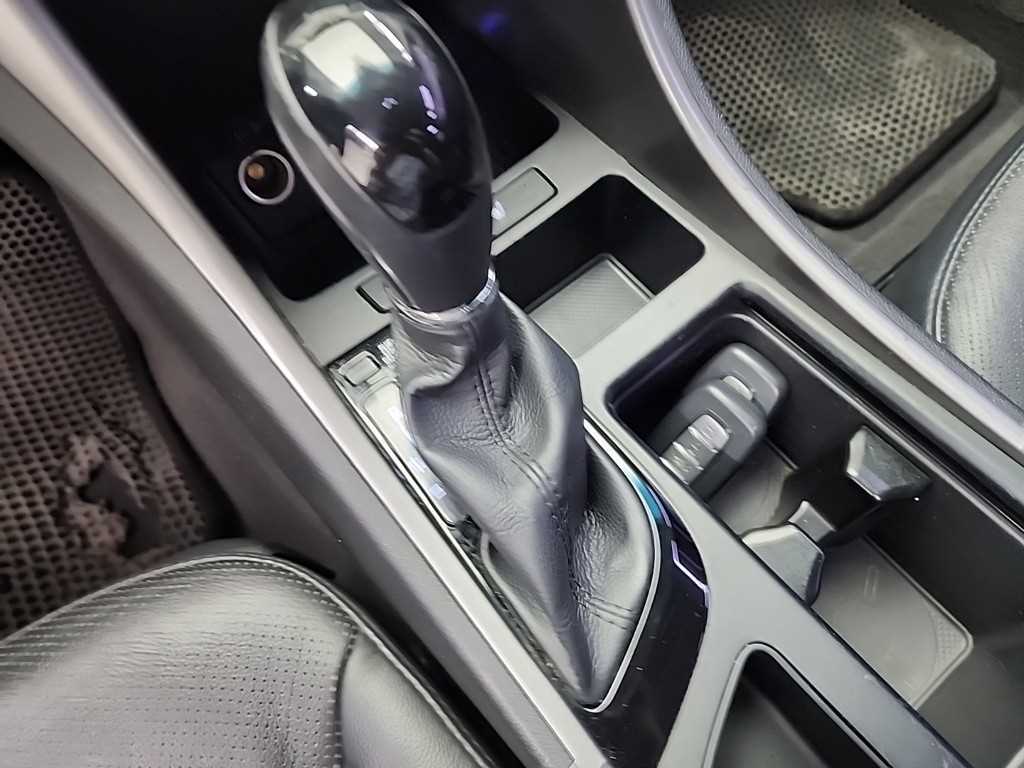HYUNDAI Sonata - Vista 10