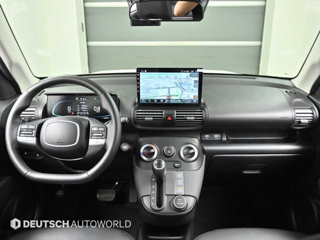 HYUNDAI Casper - Vista 9