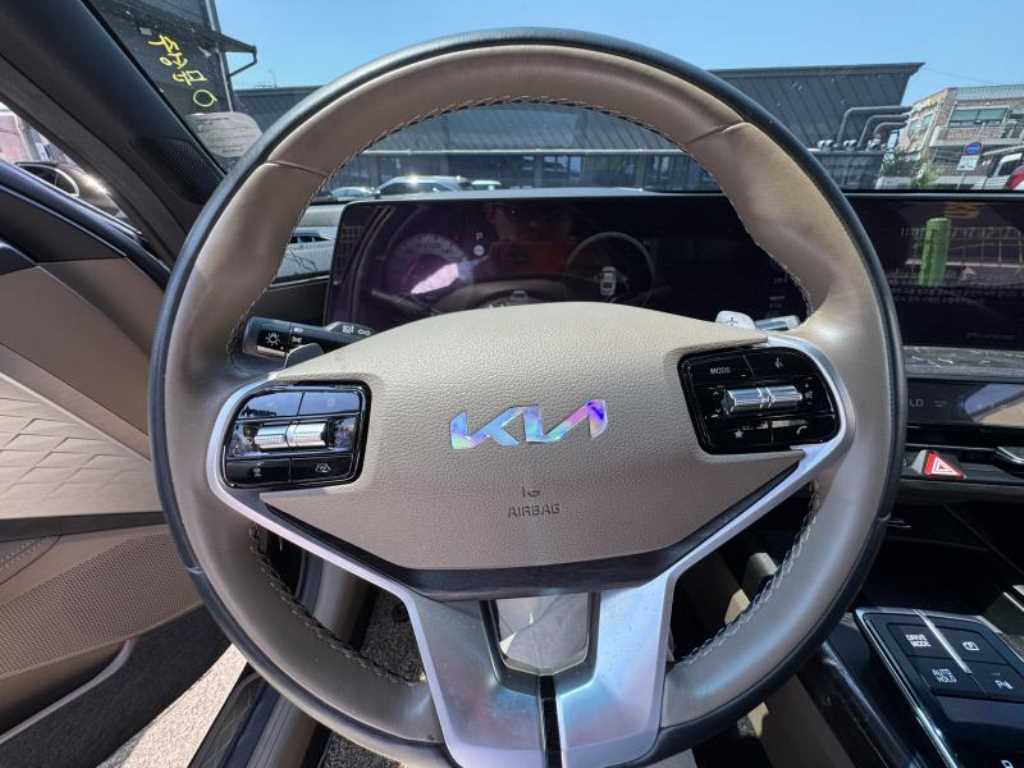KIA K8 - Vista 8