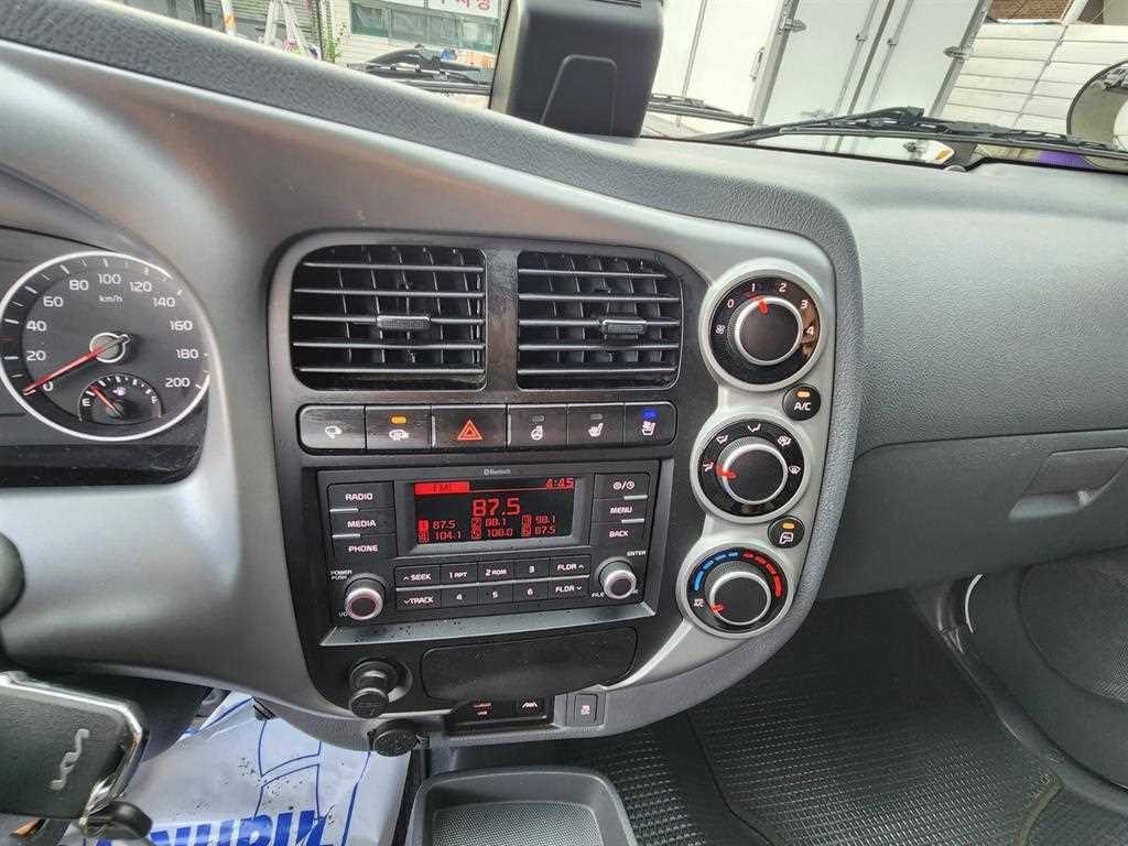 Small Truck Normal Box(High Deck) 2025 Blanco - Importación desde Corea - HF Imports Iquique - Foto 18
