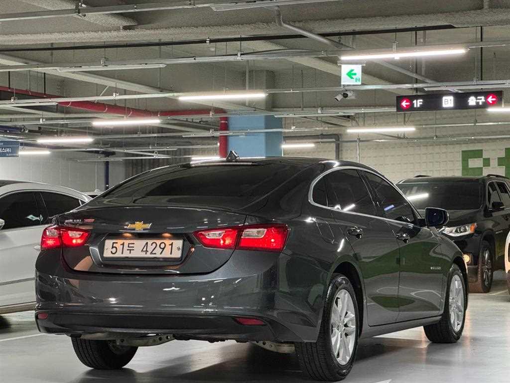 Chevrolet Malibu - Vista 7