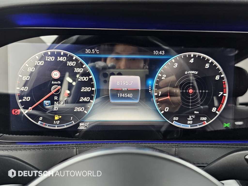 Mercedes Benz S Class - Vista 10