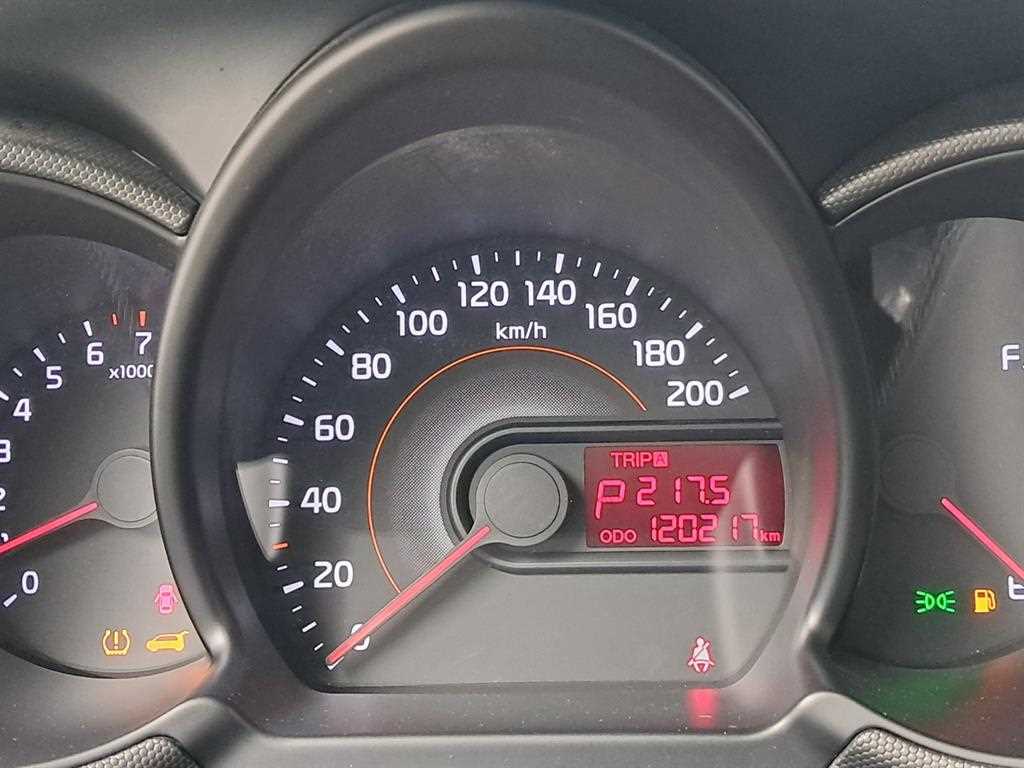 KIA Ray - Vista 10