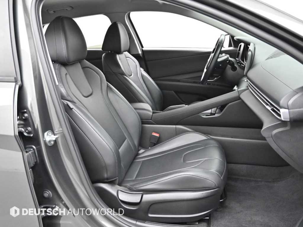 HYUNDAI Avante - Vista 12