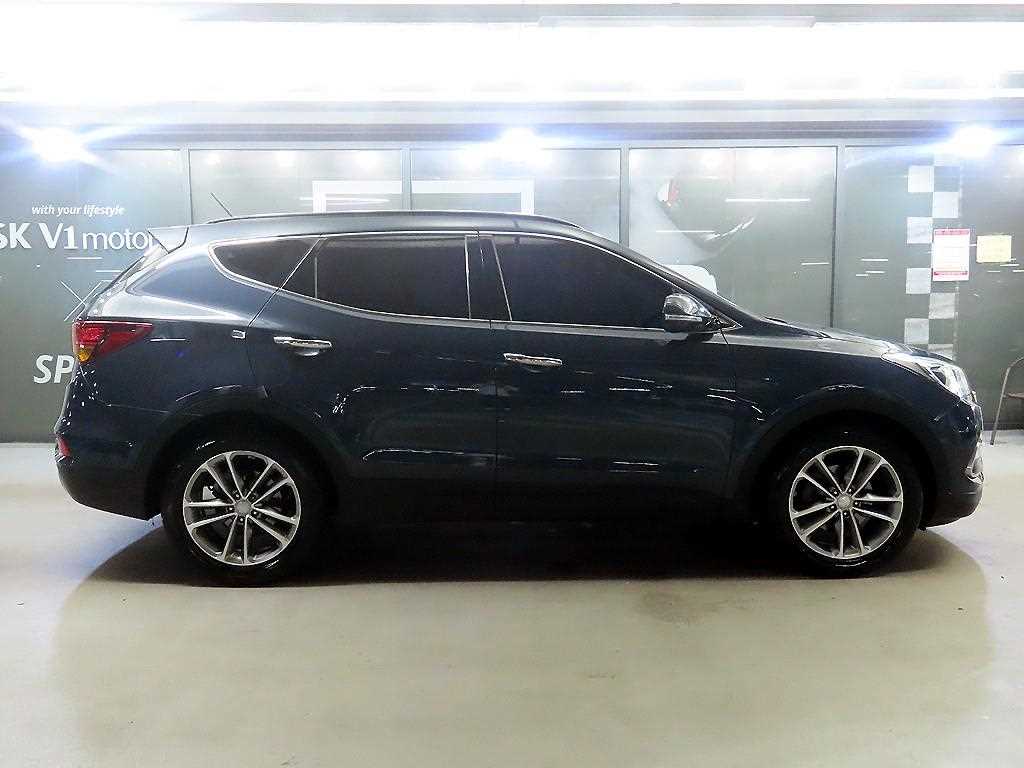 HYUNDAI Santa Fe - Vista 3