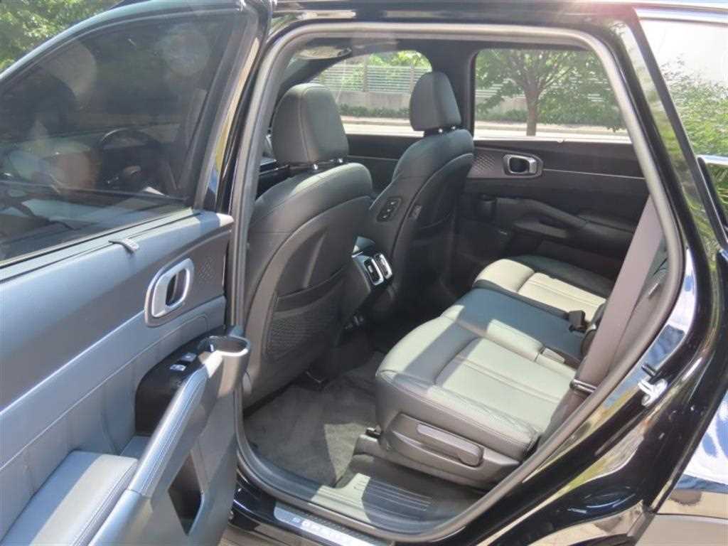 KIA Sorento 2024 Negro - Importación desde Corea - HF Imports Iquique - Foto 15