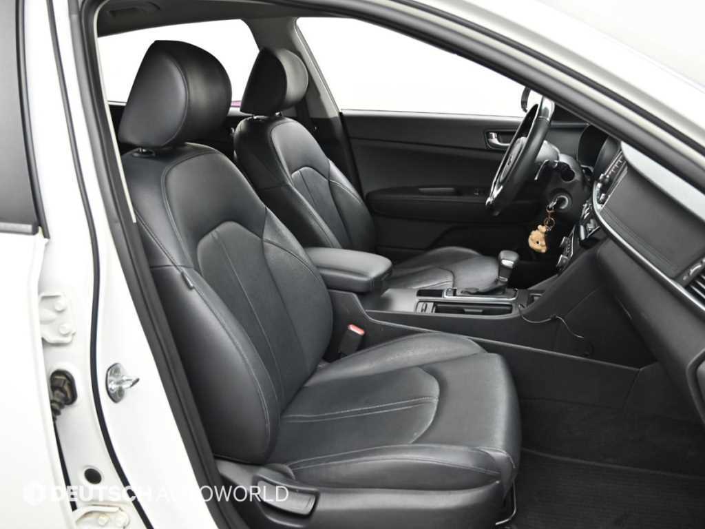 KIA K5 - Vista 12