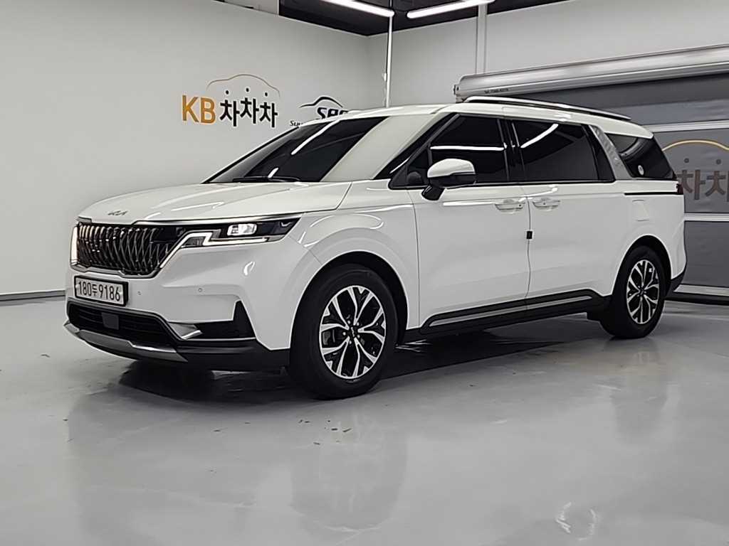 KIA Carnival 2023 Blanco - Importación desde Corea - HF Imports Iquique - Foto 1