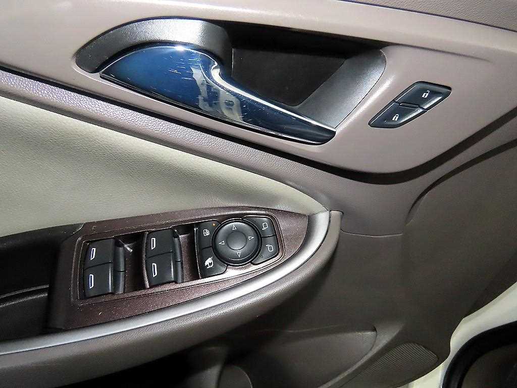 Chevrolet Malibu 2016 Blanco - Importación desde Corea - HF Imports Iquique - Foto 14