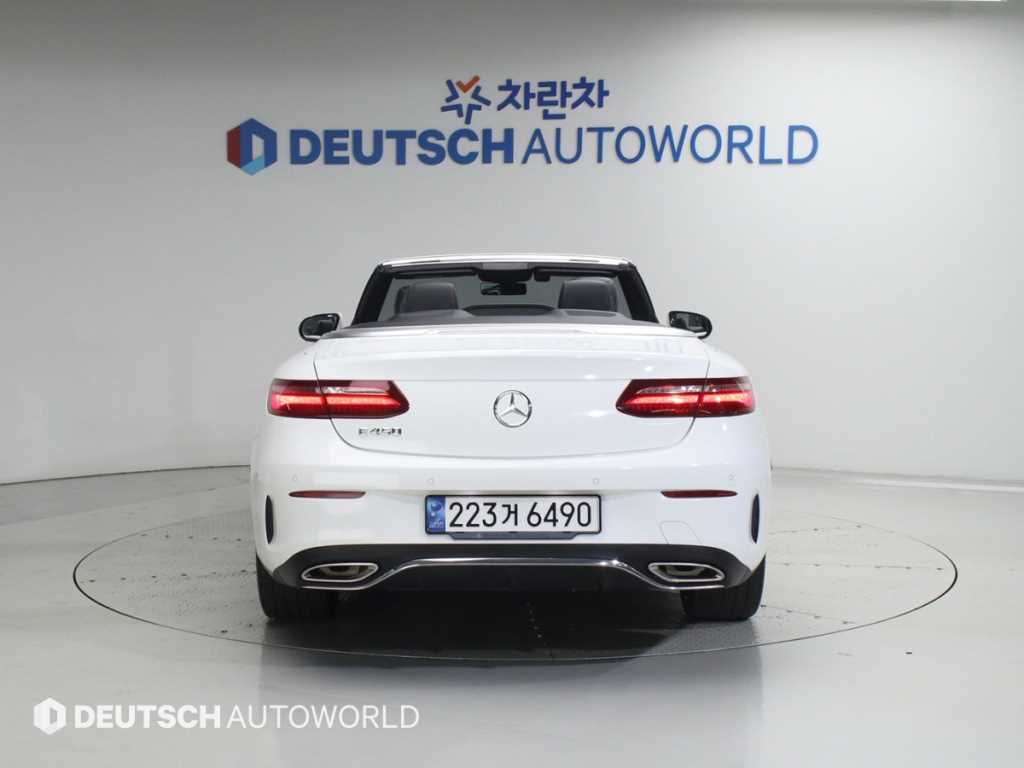 Mercedes Benz E class - Vista 6