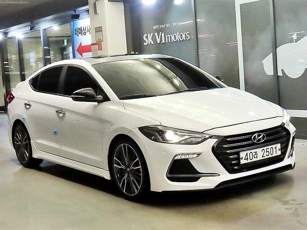HYUNDAI Avante