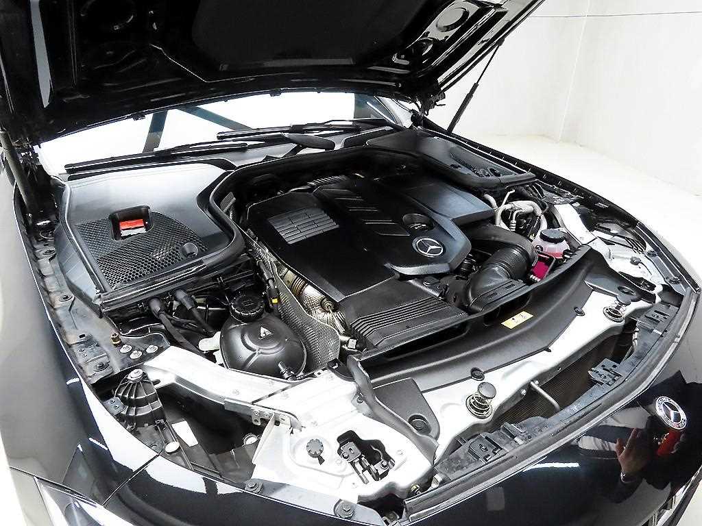 Mercedes Benz CLS Class 2022 Negro - Importación desde Corea - HF Imports Iquique - Foto 20