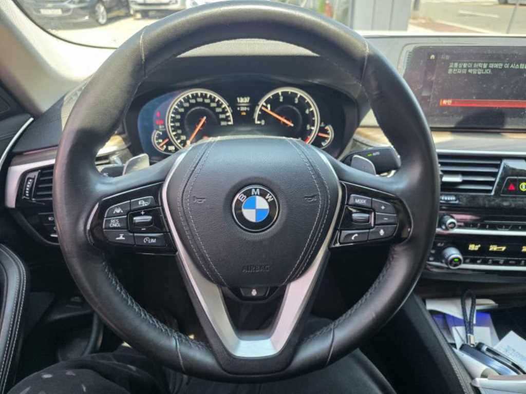 BMW 5 Series - Vista 7