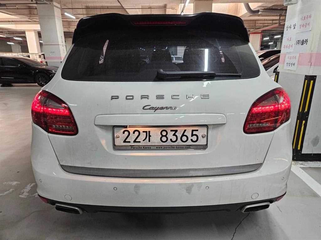 Porsche Cayenne - Vista 6