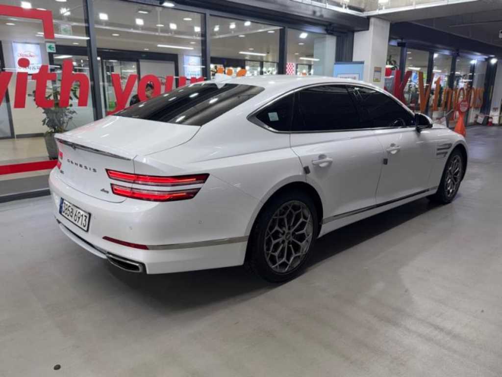 Genesis G80 - Vista 6