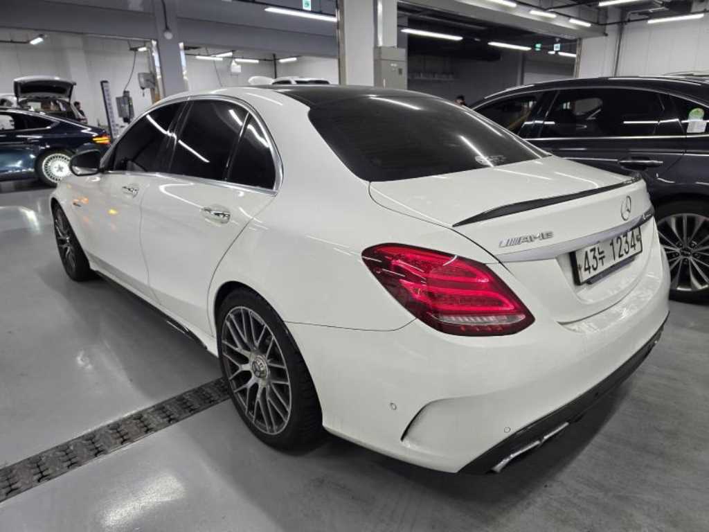 Mercedes Benz C Class - Vista 6