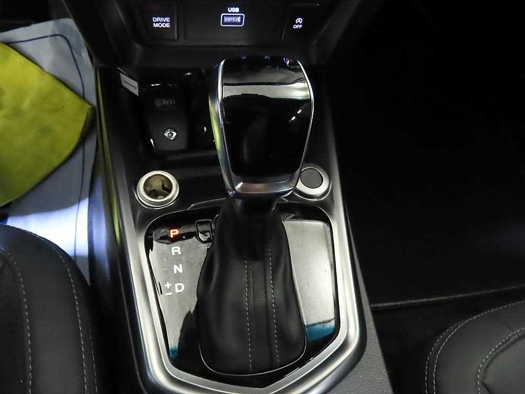 Ssangyong Tivoli 2019 Blanco - Importación desde Corea - HF Imports Iquique - Foto 14