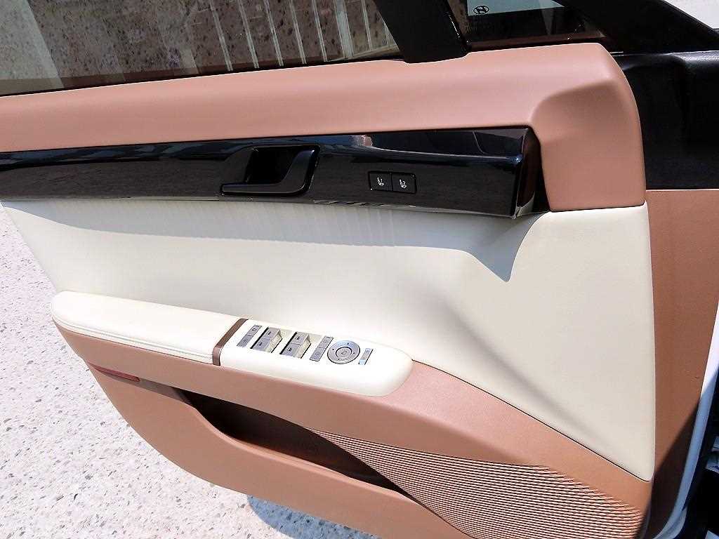 HYUNDAI Grandeur 2025 the color of pearl - Importación desde Corea - HF Imports Iquique - Foto 14