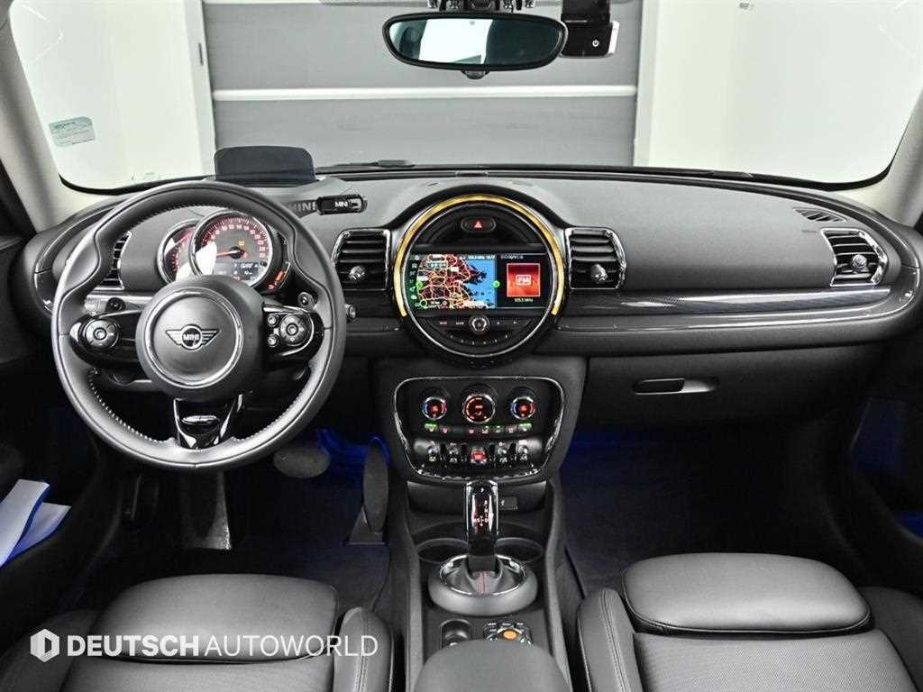 Mini Clubman - Vista 9
