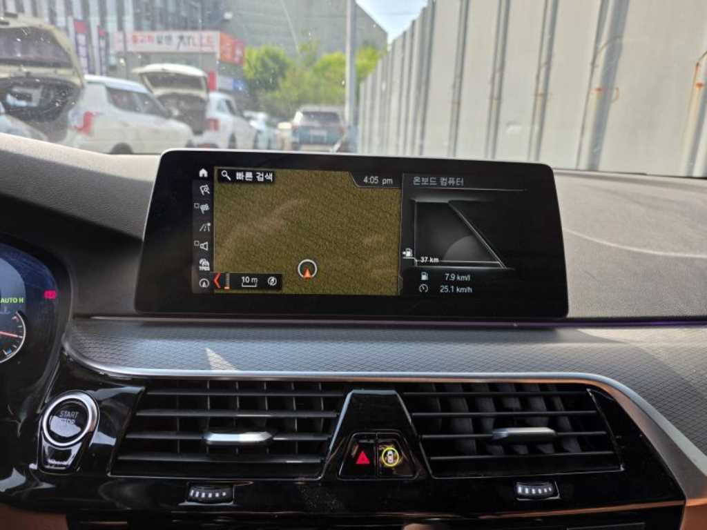 BMW 5 Series - Vista 10