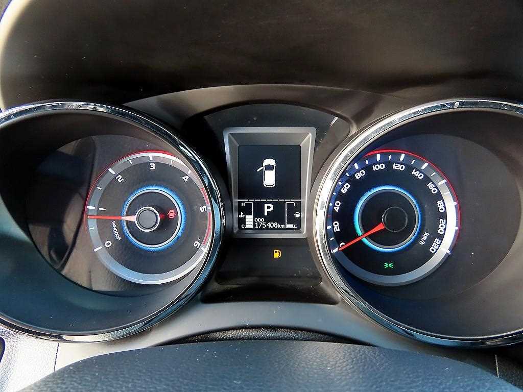 Ssangyong Tivoli - Vista 11