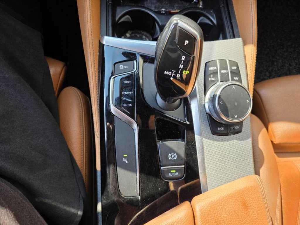 BMW 5 Series 2017 Blanco - Importación desde Corea - HF Imports Iquique - Foto 13