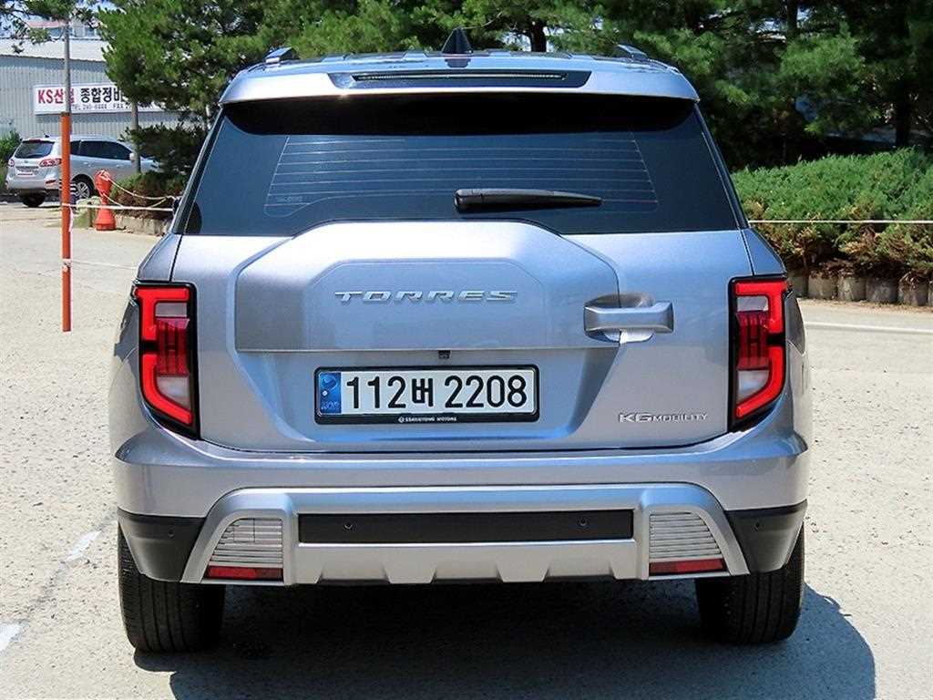 Ssangyong Torres - Vista 6