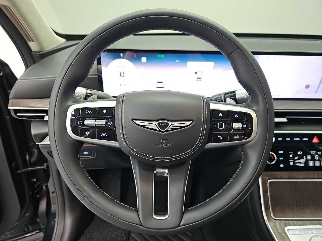 Genesis GV80 - Vista 11