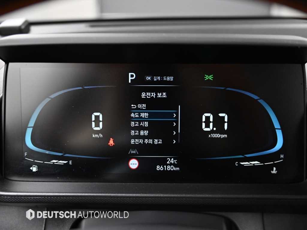 HYUNDAI Casper - Vista 10