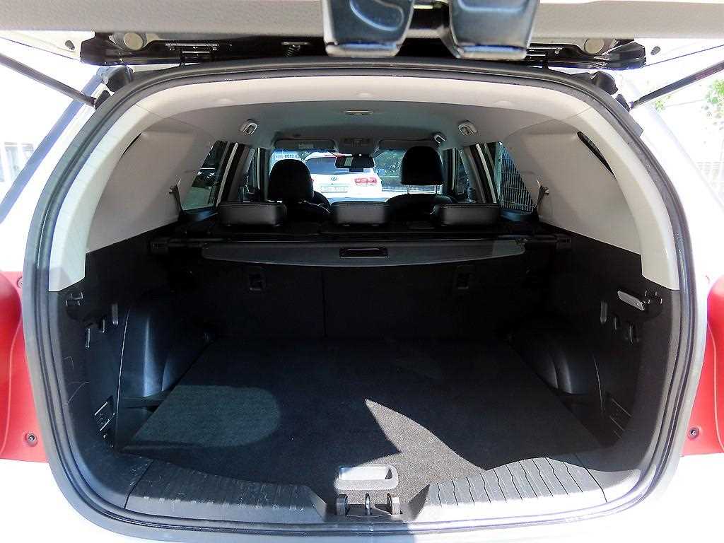 Ssangyong Tivoli 2016 Blanco - Importación desde Corea - HF Imports Iquique - Foto 20