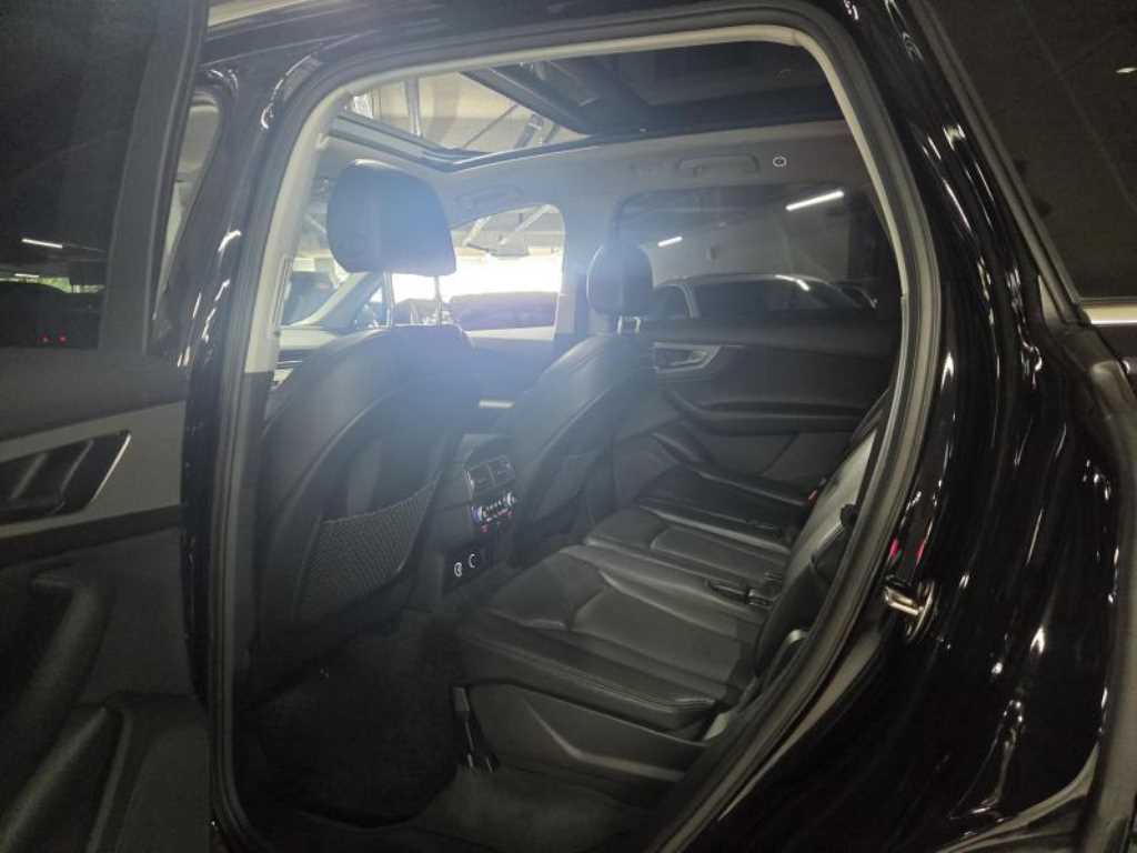 Audi Q7 2019 Negro - Importación desde Corea - HF Imports Iquique - Foto 14