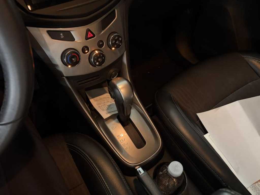 Chevrolet Trax - Vista 8