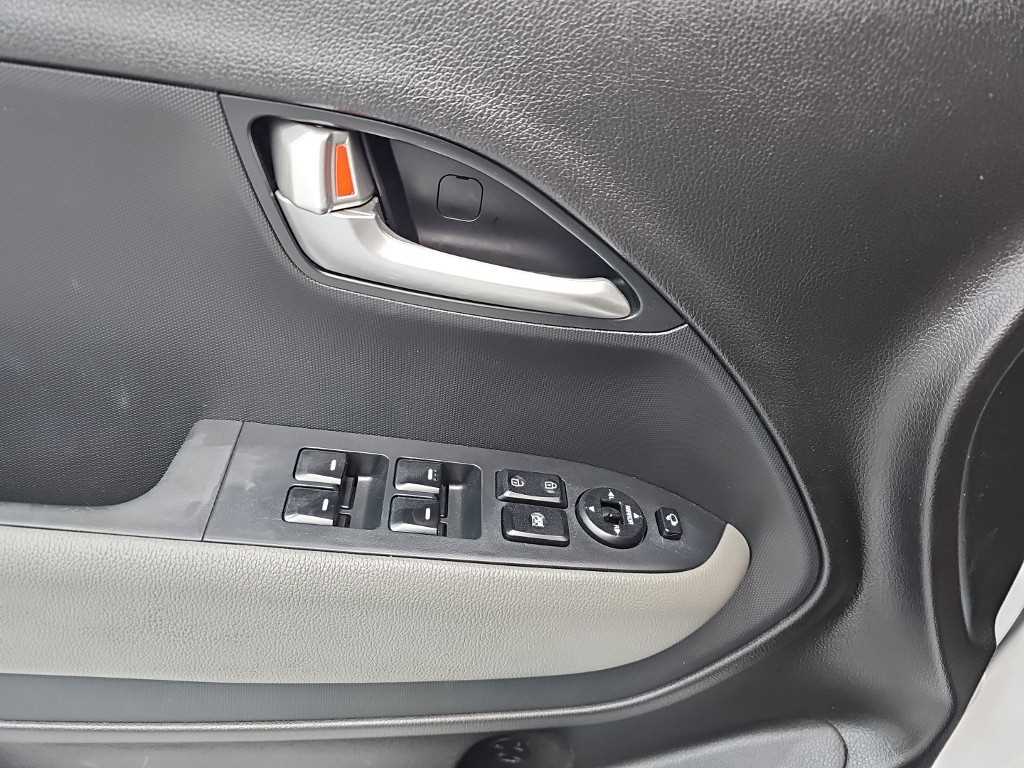 KIA Ray 2022 Blanco - Importación desde Corea - HF Imports Iquique - Foto 17