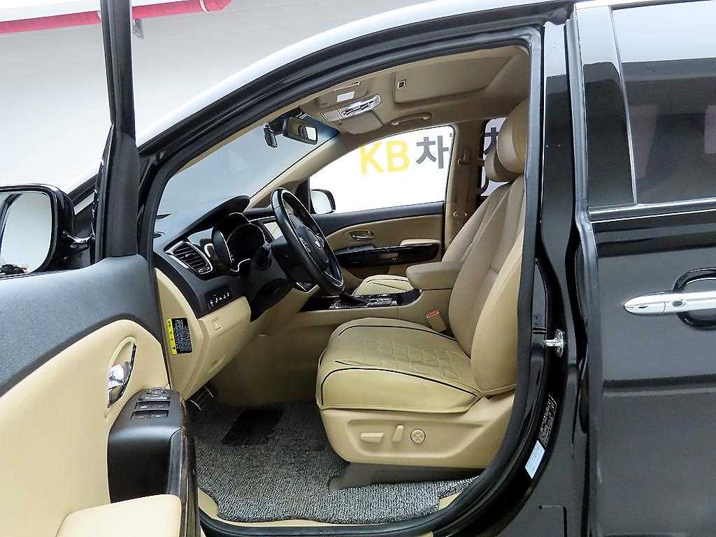 KIA Carnival 2019 - Importación desde Corea - HF Imports Iquique - Foto 15