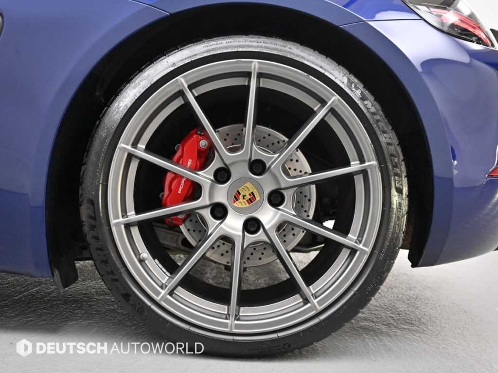 Porsche 718 - Vista 7