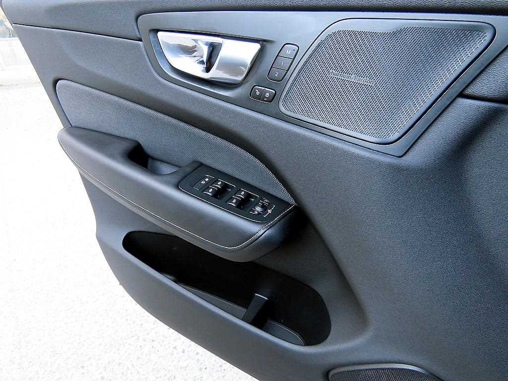 Volvo XC60 2020 Blanco - Importación desde Corea - HF Imports Iquique - Foto 13