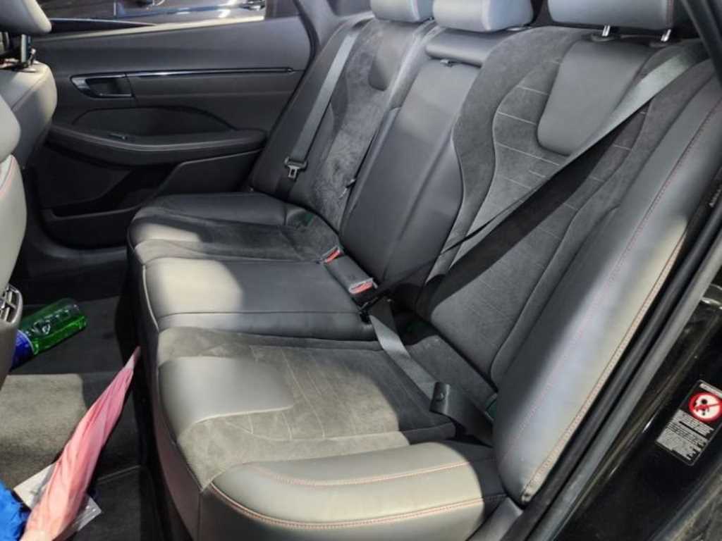 HYUNDAI Sonata - Vista 6
