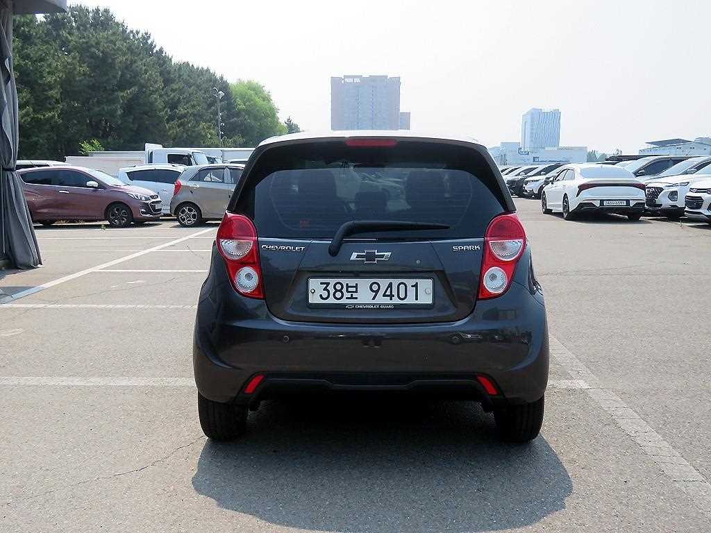 Chevrolet Spark - Vista 3