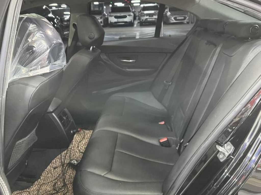 BMW 3 series - Vista 8