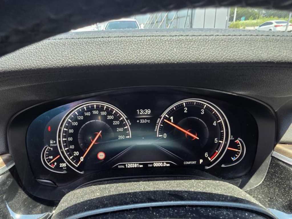 BMW 5 Series - Vista 9