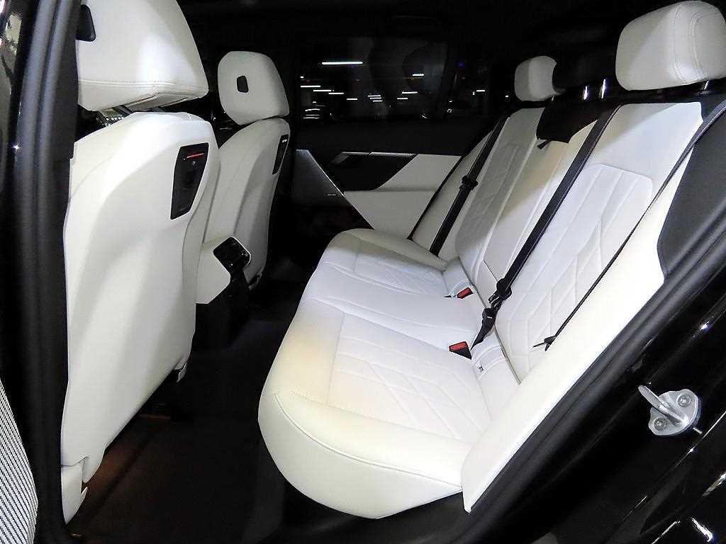 BMW 5 Series - Vista 9